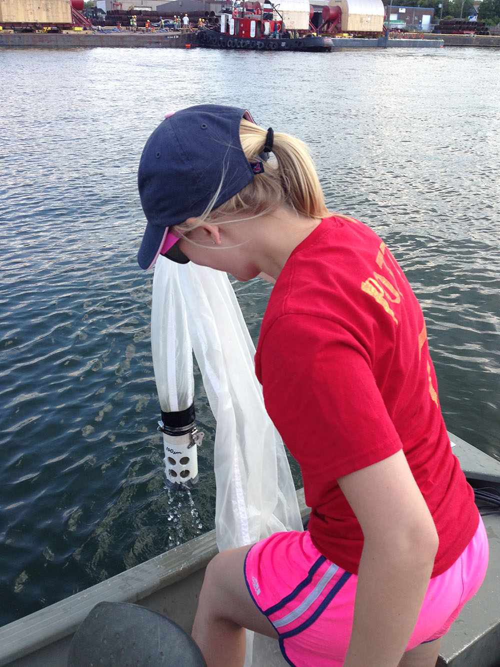 2015 FlowCam grant winner, Keara Stanislawczyk, collecting plankton